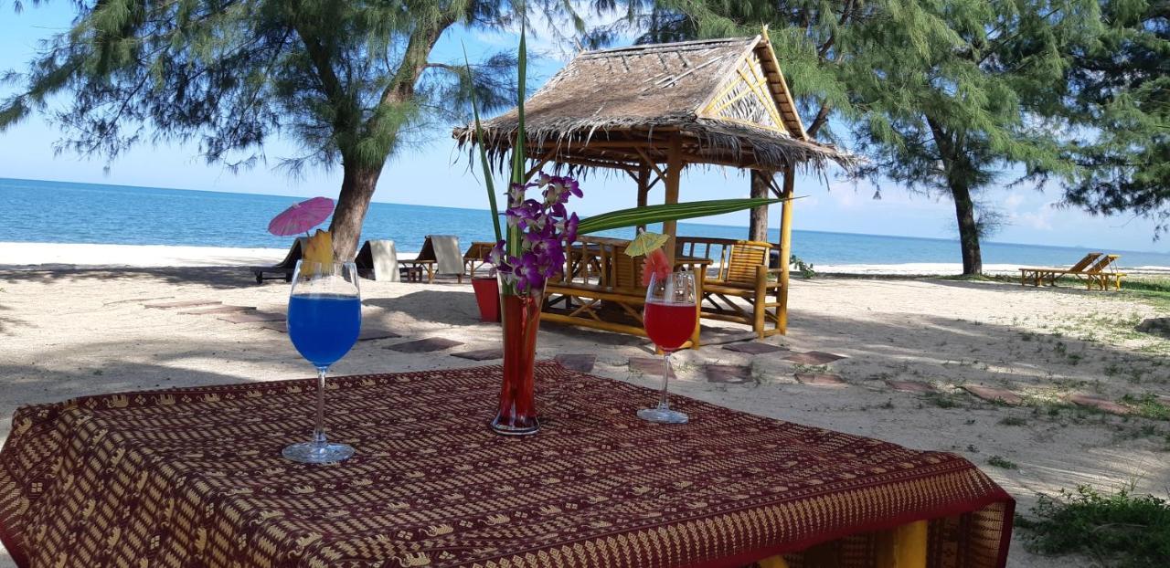 Ao Thai Resort Sathing Phra Ngoại thất bức ảnh