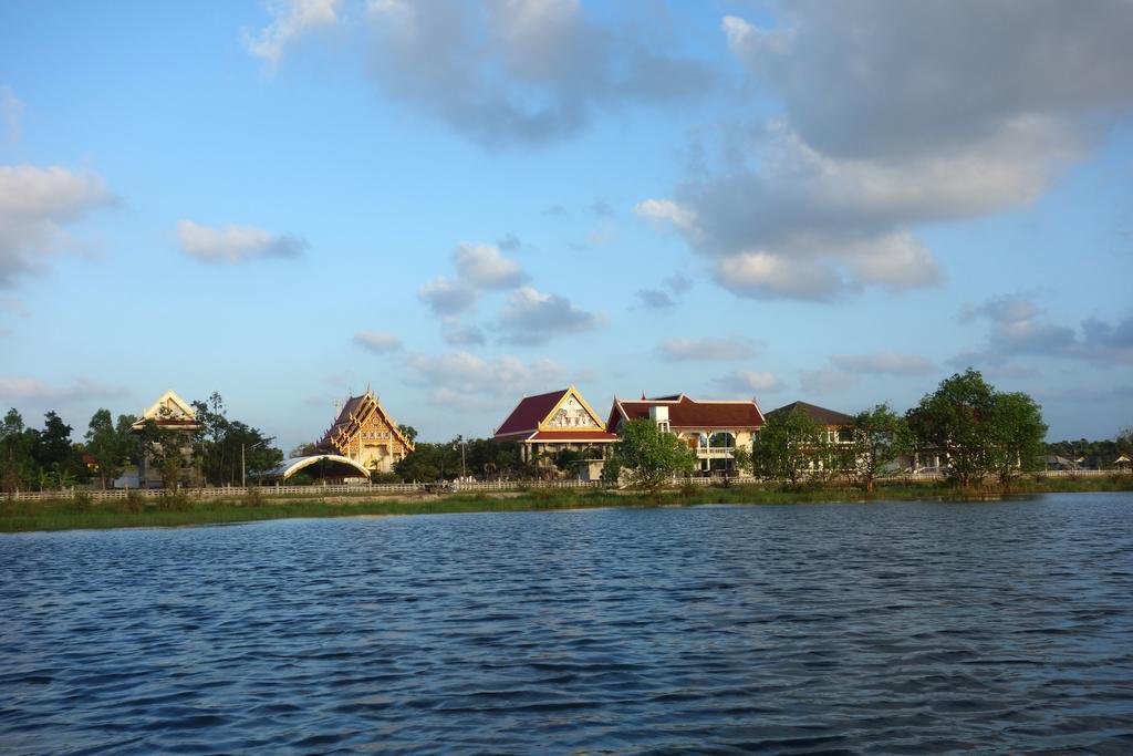 Ao Thai Resort Sathing Phra Ngoại thất bức ảnh